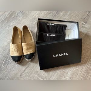 Chanel Espadrilles in beige and black lambskin SZ 38
